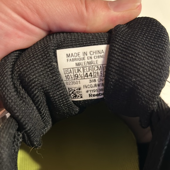 Men’s Reebok 22mm lifting shoes - Picture 2 of 5